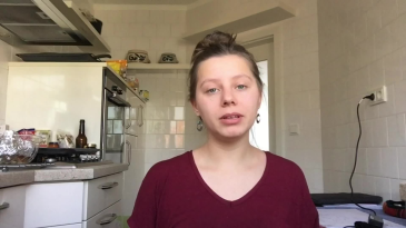 thumbnail of medium Ein spanischer Zungenbrecher mit Laura Camposeco